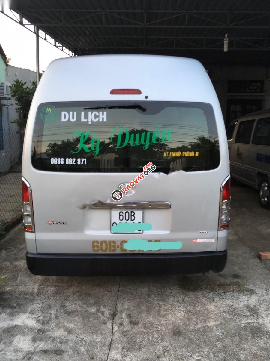 Bán Toyota Hiace đời 2013, màu bạc, nhập khẩu Nhật Bản chính chủ, giá chỉ 765 triệu-1