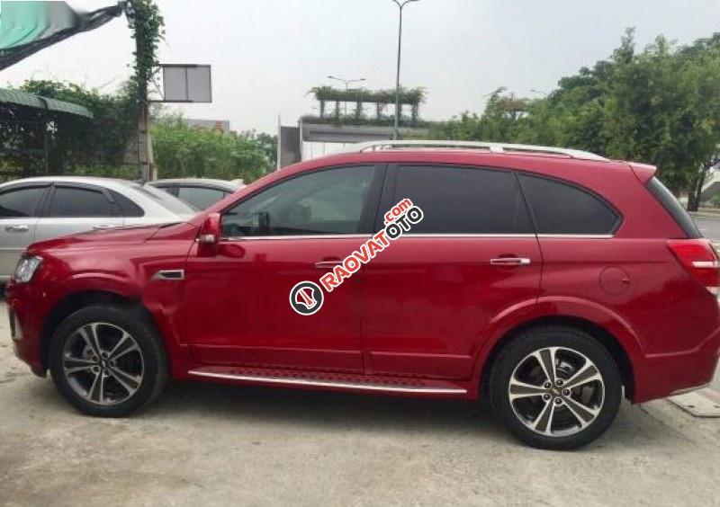 Cần bán Chevrolet Captiva đời 2017, màu đỏ-0