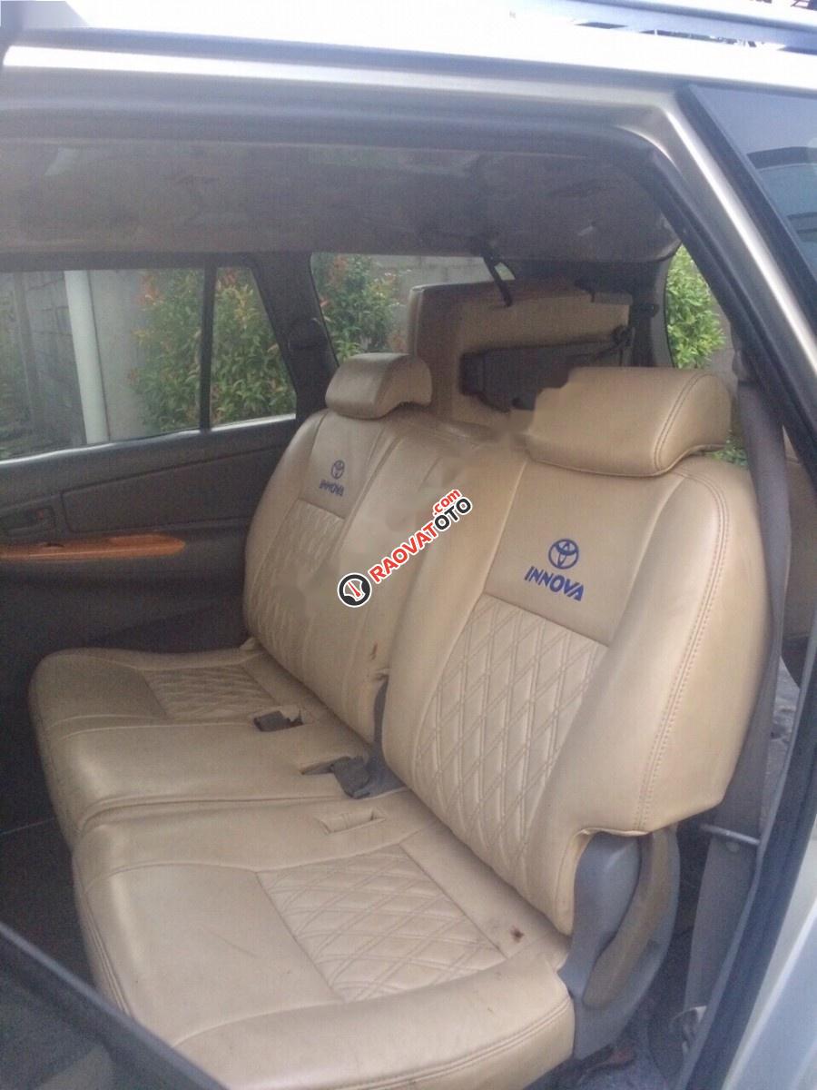 Bán Toyota Innova 2.0MT đời 2007 chính chủ, giá tốt-6