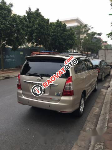 Bán xe Toyota Innova đời 2013 chính chủ, 575 triệu-2