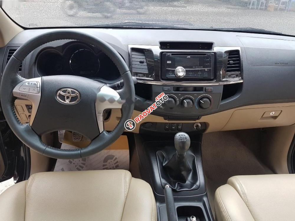 Cần bán xe Toyota Fortuner 2.5G đời 2014, màu đen số sàn, 805 triệu-3