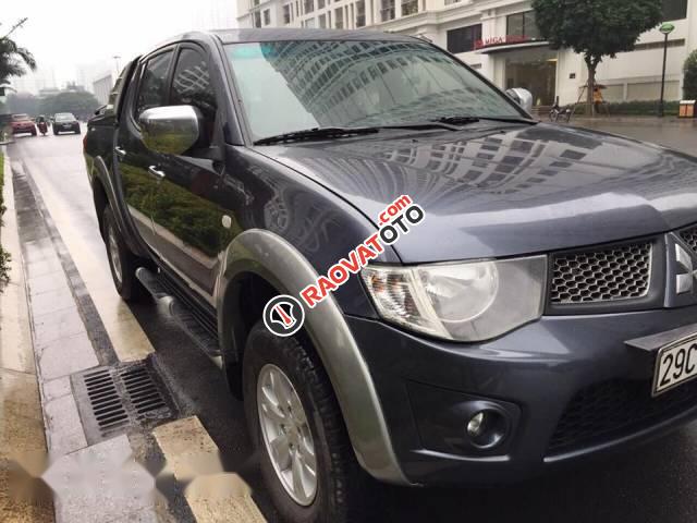 Bán gấp Mitsubishi Triton MT đời 2010 số sàn-3