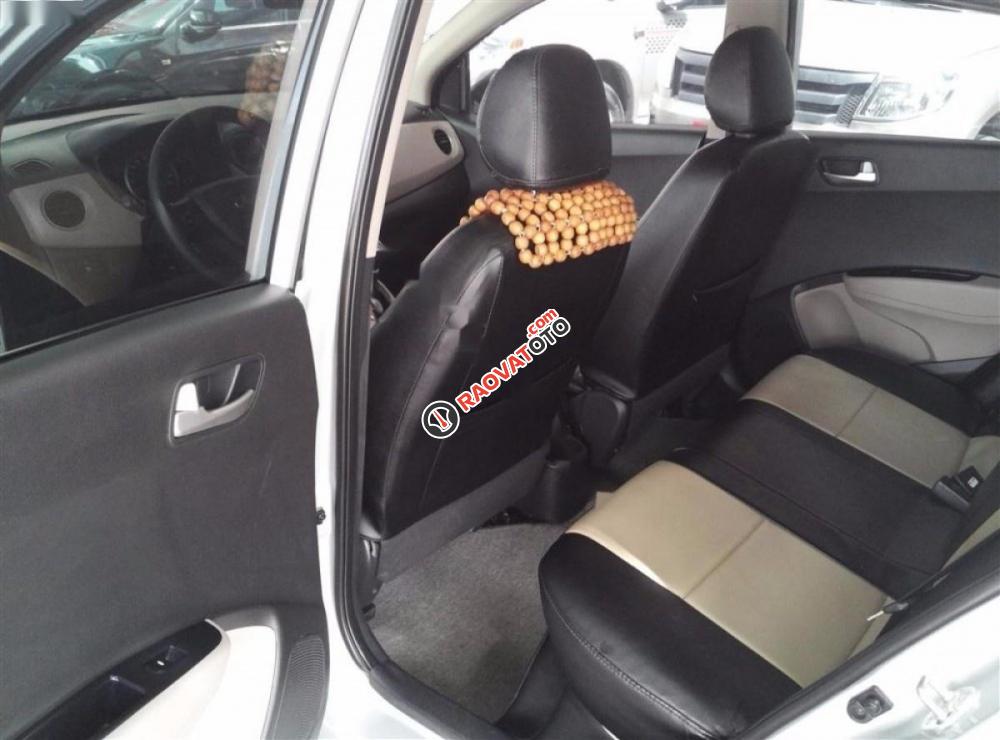 Bán xe Hyundai Grand i10 đời 2015, màu bạc, nhập khẩu giá cạnh tranh-2