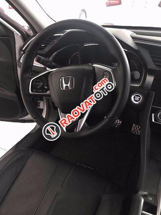 Bán xe Honda Civic 1.5 Turbo đời 2017, màu bạc-1