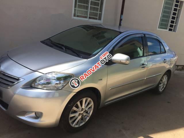 Bán xe Toyota Vios E đời 2010, màu bạc-1