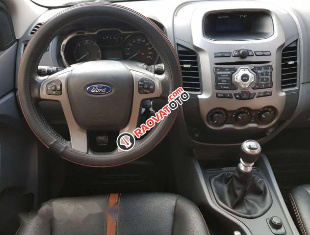 Bán ô tô Ford Ranger XLT đời 2013, màu đỏ-2