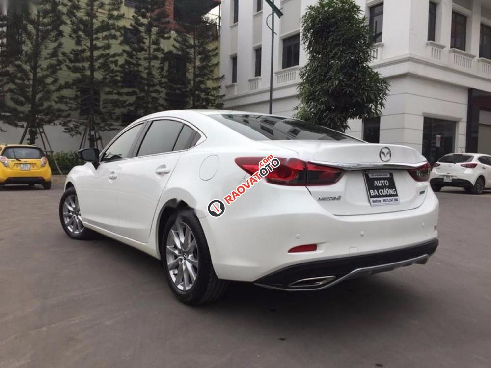 Bán ô tô Mazda 6 2.0 AT đời 2016, màu trắng số tự động-7