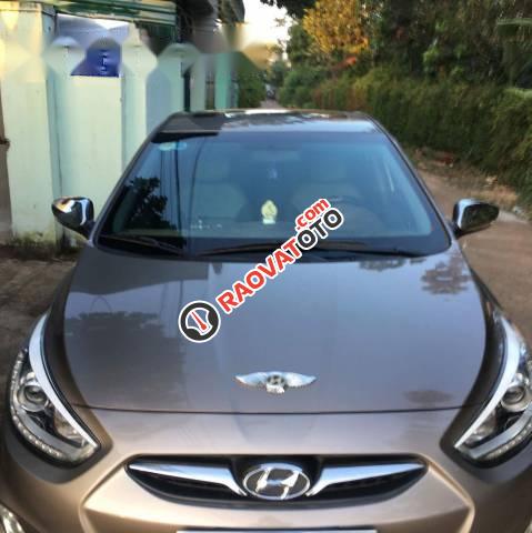 Chính chủ bán Hyundai Accent sản xuất 2014, màu xám-0