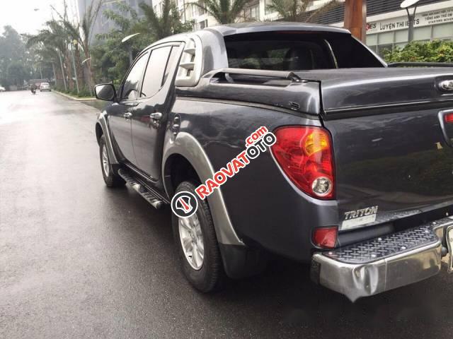 Bán gấp Mitsubishi Triton MT đời 2010 số sàn-1