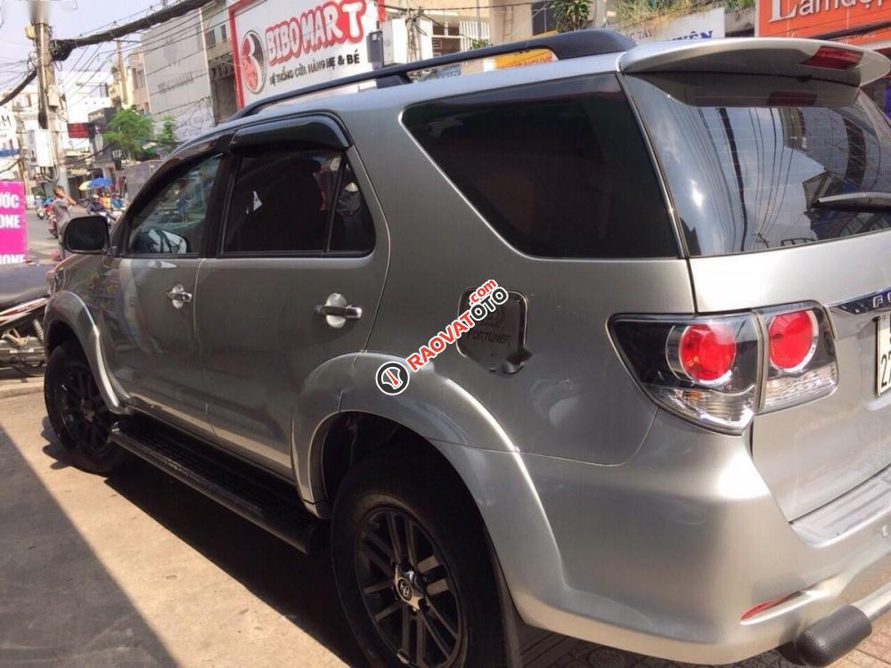 Bán ô tô Toyota Fortuner đời 2015, màu bạc số tự động, 835tr-5