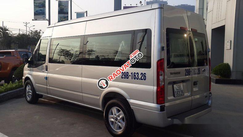 Cần bán gấp Ford Transit đời 2017, màu bạc-1