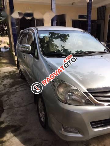 Bán Toyota Innova J năm 2008, màu bạc-0