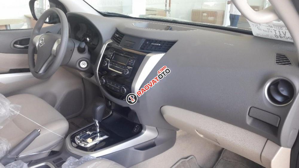 Cần bán Nissan Navara EL 2.5L AT 2WD sản xuất 2017, màu trắng, nhập khẩu, giá tốt-4