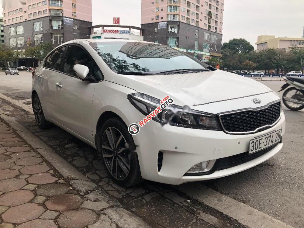 Cần bán xe Kia Cerato 2.0 AT 2016, màu trắng số tự động-7