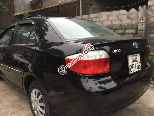 Cần bán Toyota Vios sản xuất 2005, màu đen  -3