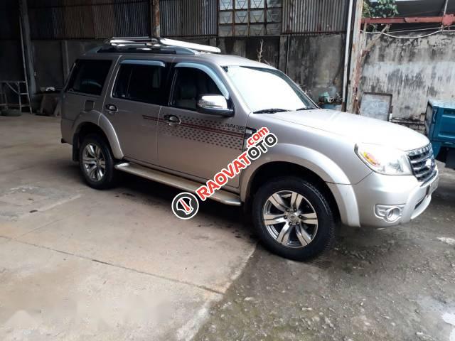 Chính chủ bán Ford Everest đời 2012, màu hồng phấn-3