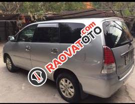 Chính chủ bán xe Toyota Innova đời 2009, màu bạc-0