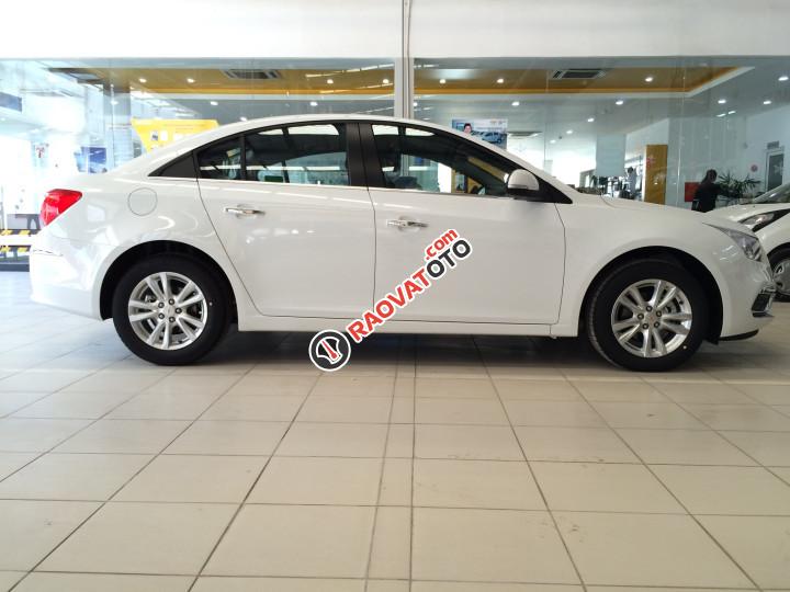 Chevrolet Cruze dòng xe Mỹ, giá tốt nhất thị trường hỗ trợ trả góp chỉ cần 150 triệu 0966.155.305-3