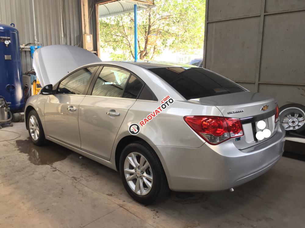 Cần bán Chevrolet Cruze LS 1.6L đời 2015, màu bạc, giá thương lượng-1