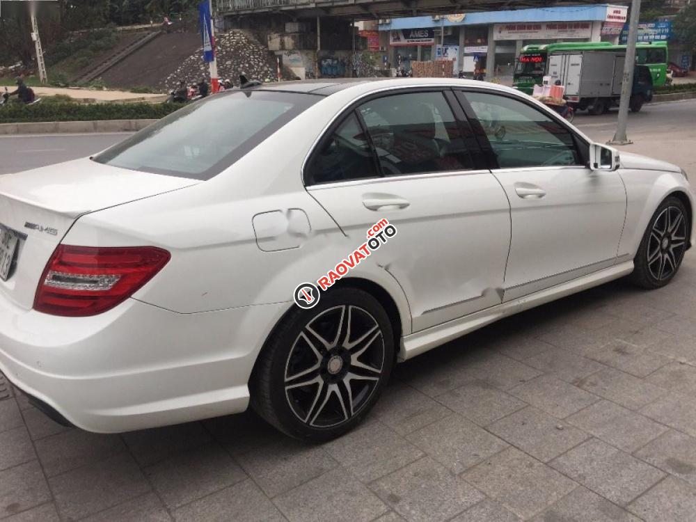 Bán xe Mercedes C300 AMG đời 2013, màu trắng, giá 900tr-3