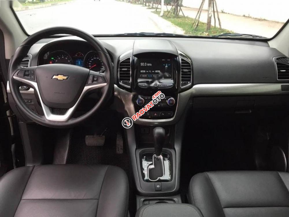 Bán Chevrolet Captiva Revv LTZ 2.4 AT đời 2016, màu đen như mới-3