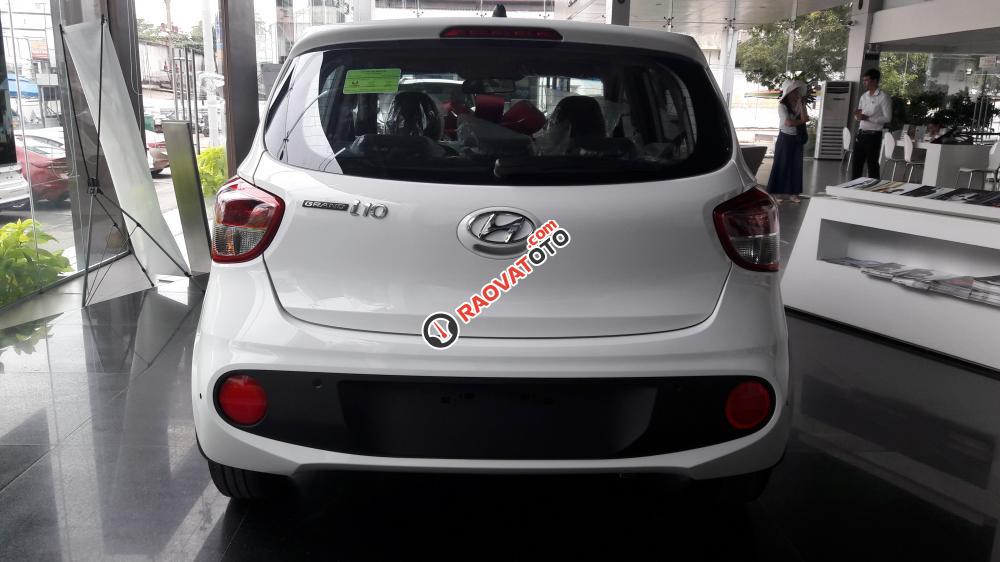 Trả trước 90 triệu nhận ngay Hyundai Grand i10 1.0MT 5 cửa màu trắng, hỗ trợ 100% giá trị xe, lãi suất cố định-2