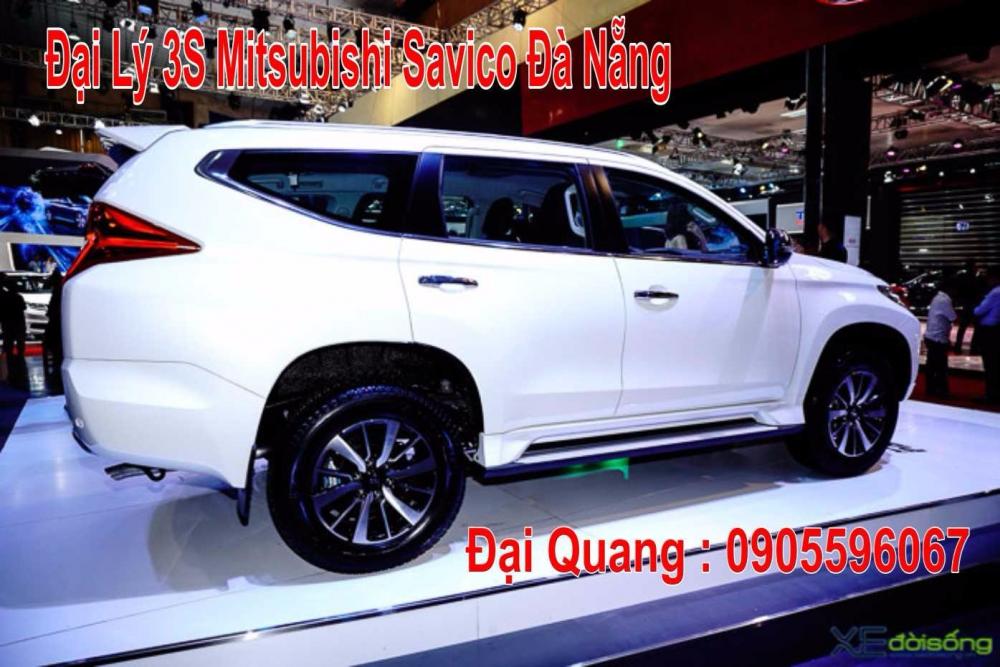 Bán xe Mitsubishi Pajero Sport đời 2017, màu trắng, nhập khẩu  -0