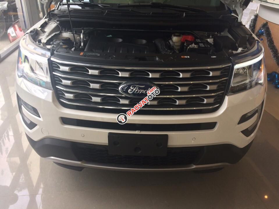 Bán Ford Explorer Limited 2017, màu trắng, nhập khẩu Mỹ, đẳng cấp doanh nhân-6