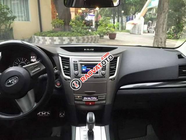 Bán xe Subaru Legacy 2011, màu bạc, xe nhập như mới-4