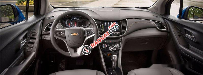 Bán Chevrolet Trax đời 2017, màu đỏ, xe nhập -1