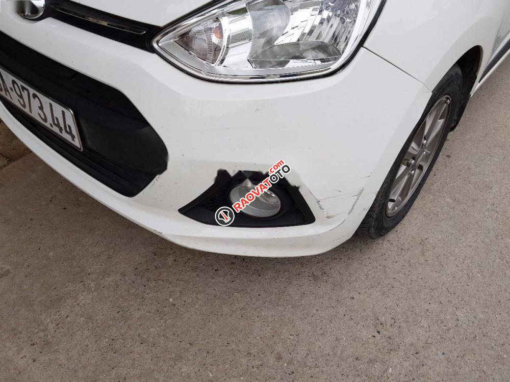 Bán xe Hyundai Grand i10 1.2 MT đời 2016, màu trắng, nhập khẩu nguyên chiếc chính chủ-4