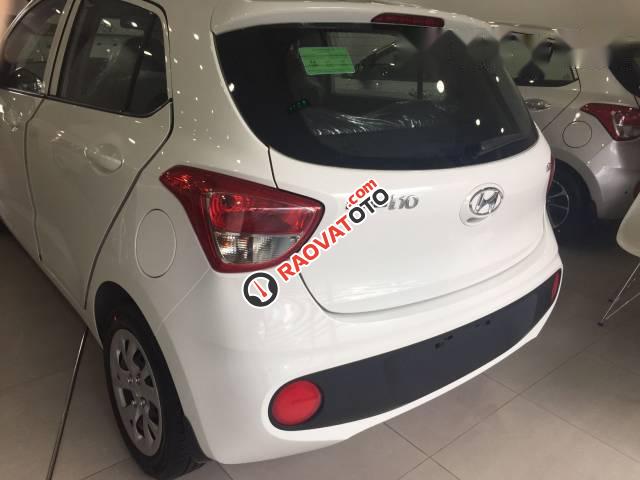 Bán Hyundai Grand i10 đời 2017, màu trắng, 330 triệu-2