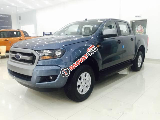 Cần bán xe Ford Ranger đời 2017, màu xanh lam-0