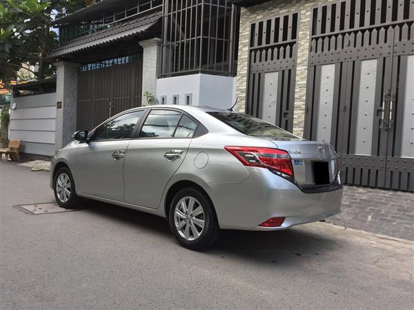 Cần bán xe Toyota Vios E đời 2017, màu bạc, 468tr-2