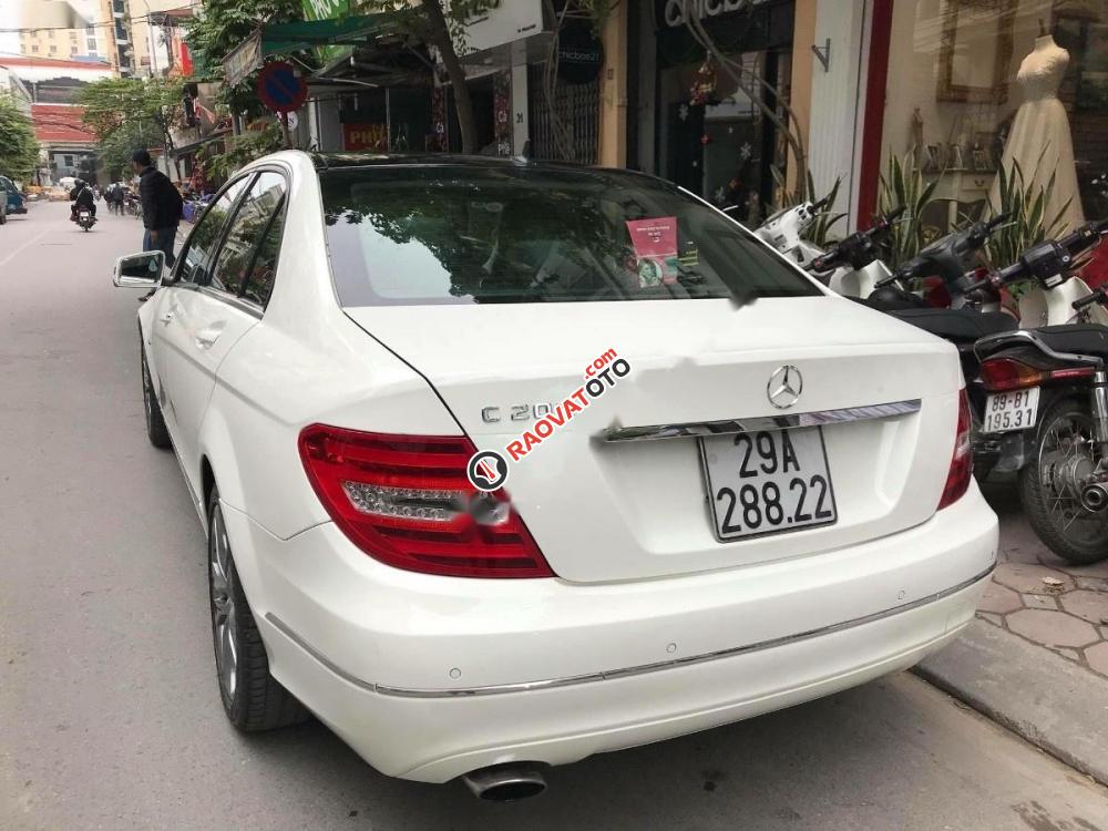 Bán ô tô Mercedes C200 đời 2011, màu trắng-0