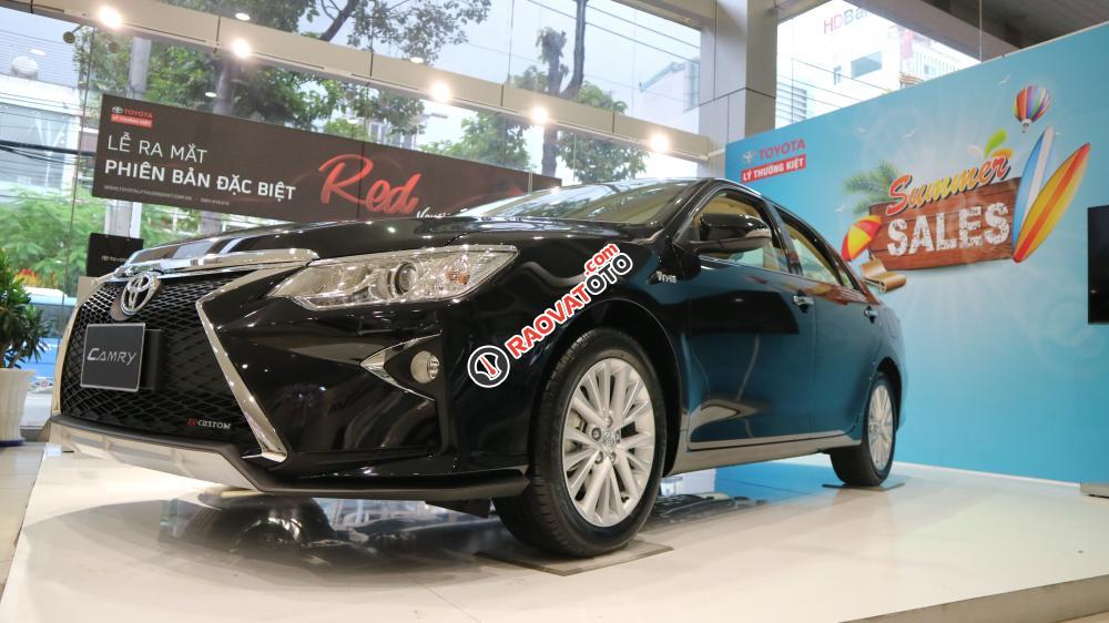 Cần bán xe Toyota Camry 2.0E đời 2017, màu đen, giá tốt-1