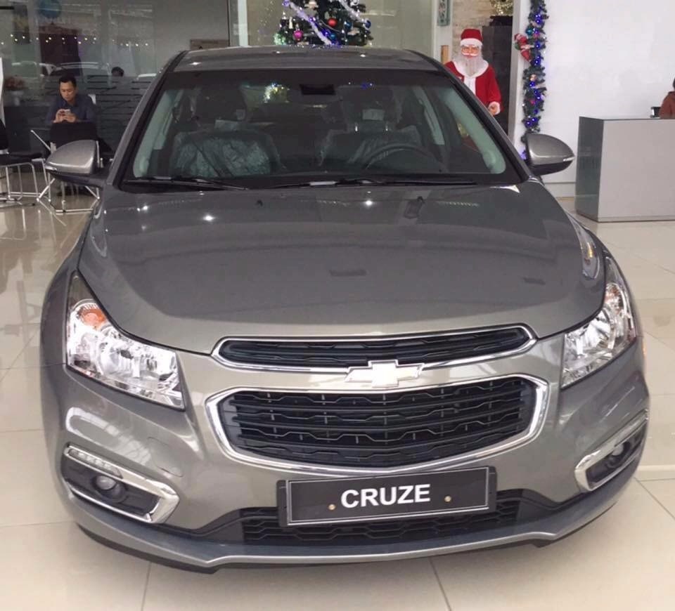 Cần bán xe Chevrolet Cruze đời 2017, màu nâu, nhập khẩu -3