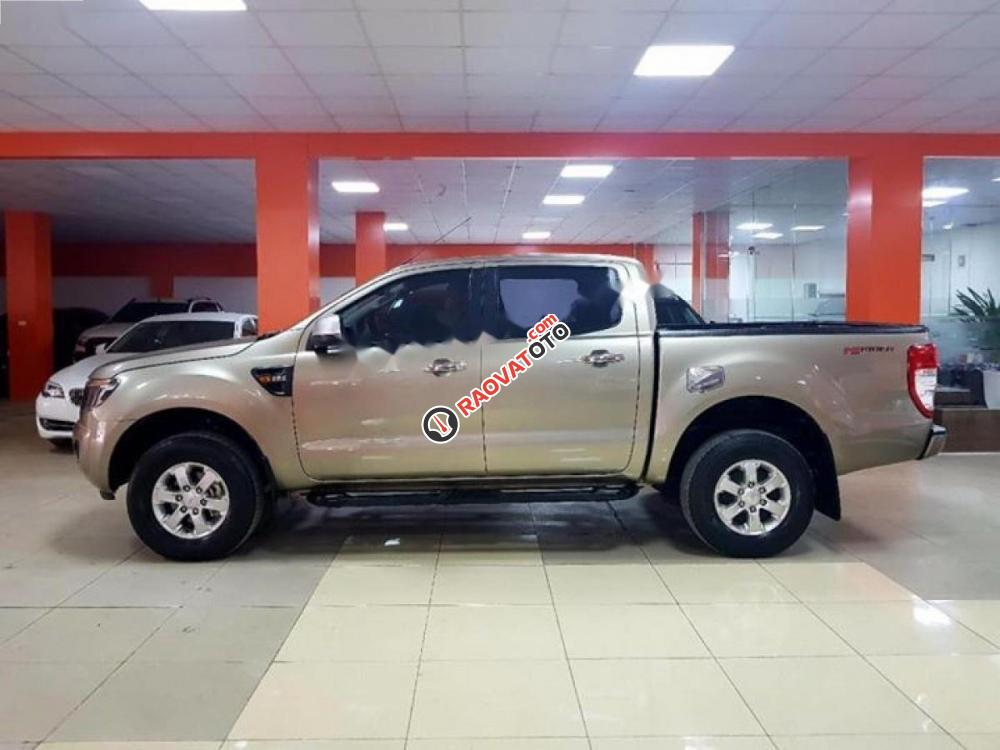 Bán Ford Ranger XLS 2.2L 4x2 AT đời 2015, nhập khẩu nguyên chiếc, giá tốt-0