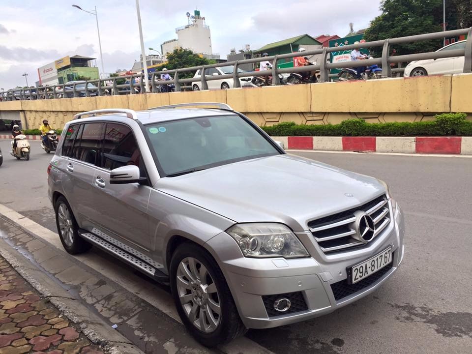 Bán xe Mercedes GLK 300 4 matic đời 2009, màu bạc, nhập khẩu, số tự động, giá tốt-3