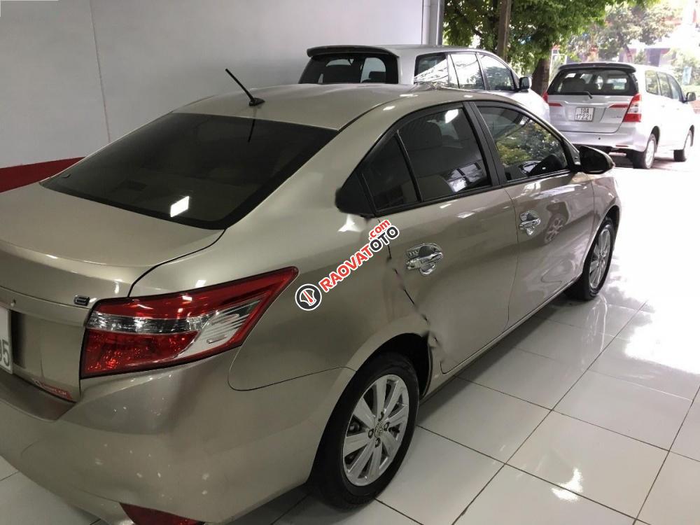 Bán Toyota Vios đời 2016, màu vàng-0