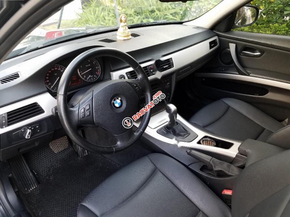 Bán xe BMW 3 Series 320i sản xuất 2010, màu đen, nhập khẩu nguyên chiếc-5