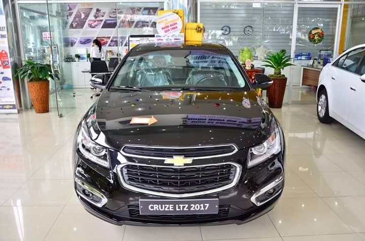 Bán ô tô Chevrolet Cruze đời 2017, màu đen, nhập khẩu  -4