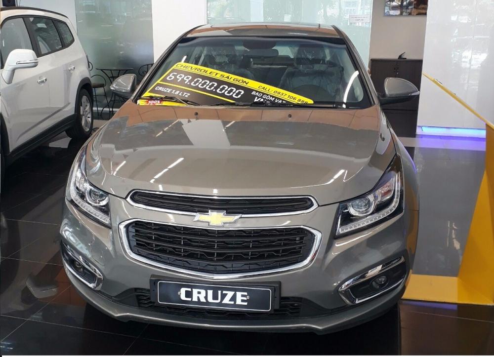 Bán Chevrolet Cruze đời 2017, màu xám, nhập khẩu-2