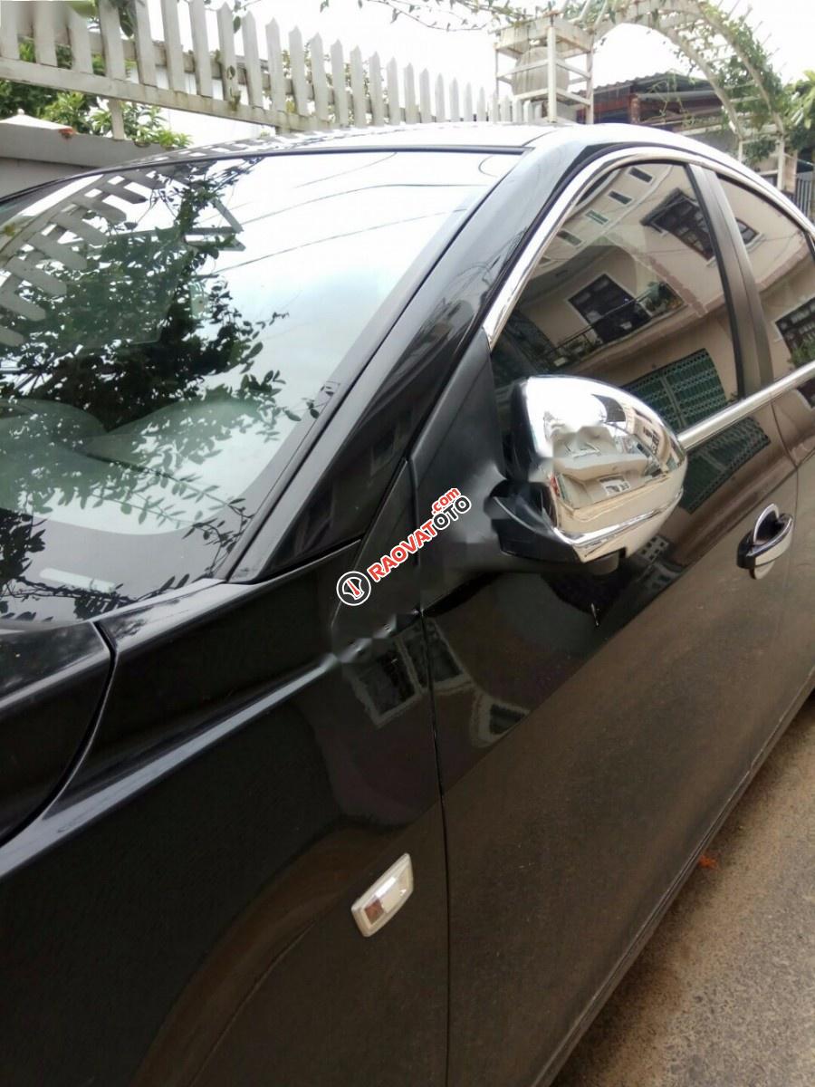 Bán Chevrolet Cruze đời 2010, màu đen chính chủ, giá 295tr-5
