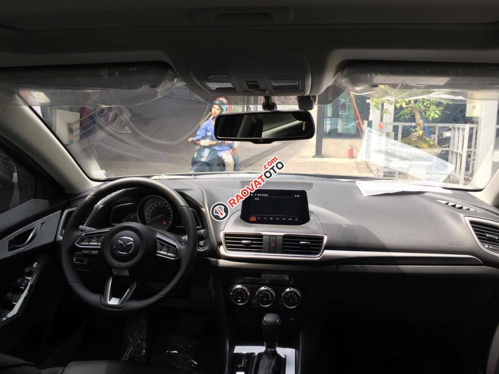 Mazda 3 FL Hatchback, khuyến mại bảo hiểm, giao xe ngay-2