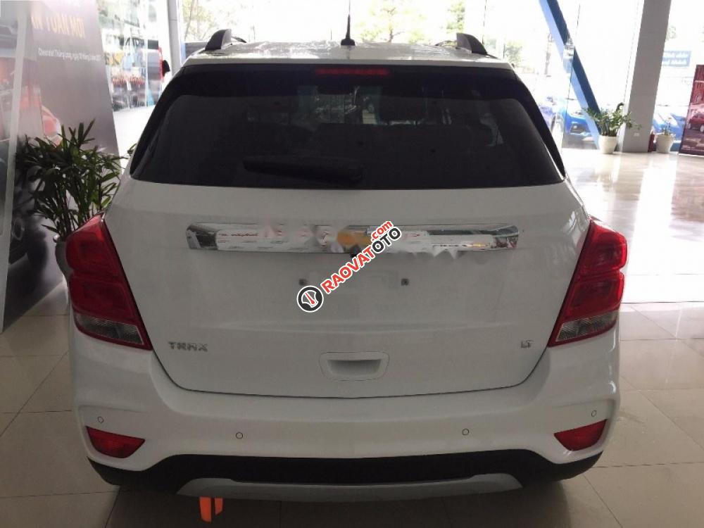 Bán xe Chevrolet Trax 1.4 LT đời 2017, màu trắng, nhập khẩu nguyên chiếc-6