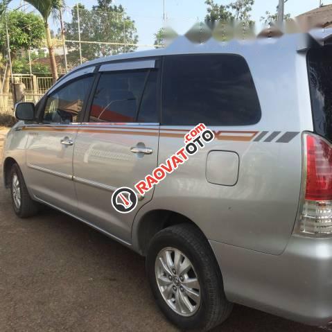 Bán Toyota Innova G MT đời 2009, màu bạc, giá tốt-0