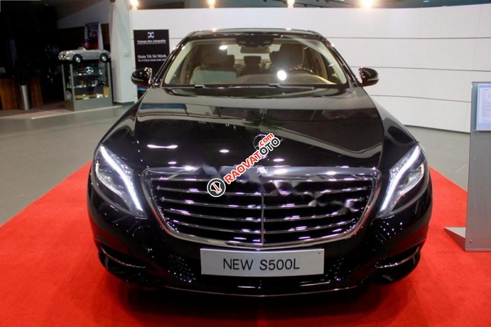 Bán xe Mercedes S500L đời 2016, màu đen như mới-0