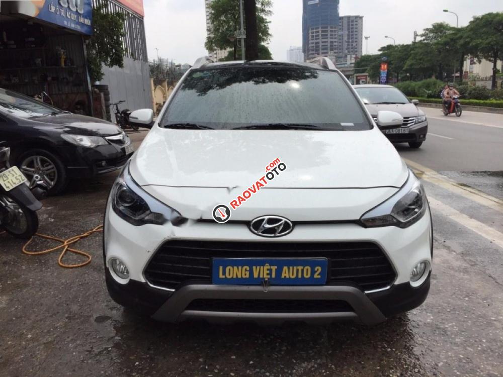 Bán Hyundai i20 Active 1.4 AT 2017, màu trắng, nhập khẩu đẹp như mới-0