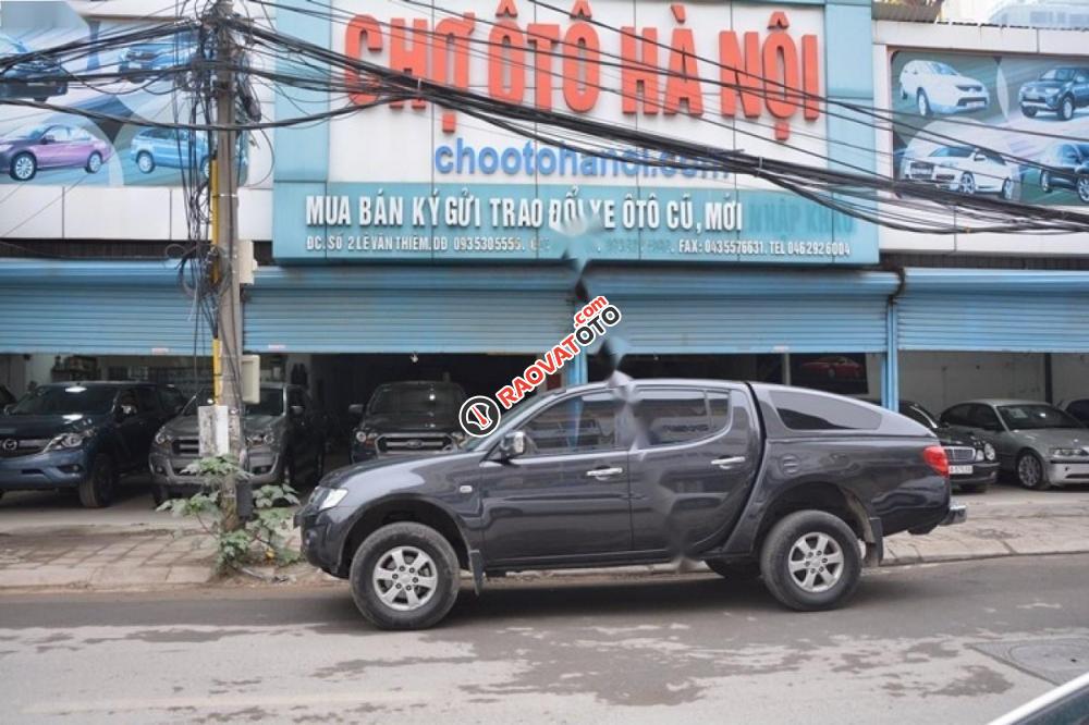 Bán xe Mitsubishi Triton GLX 4x2 MT năm 2013, màu xám, nhập khẩu -0